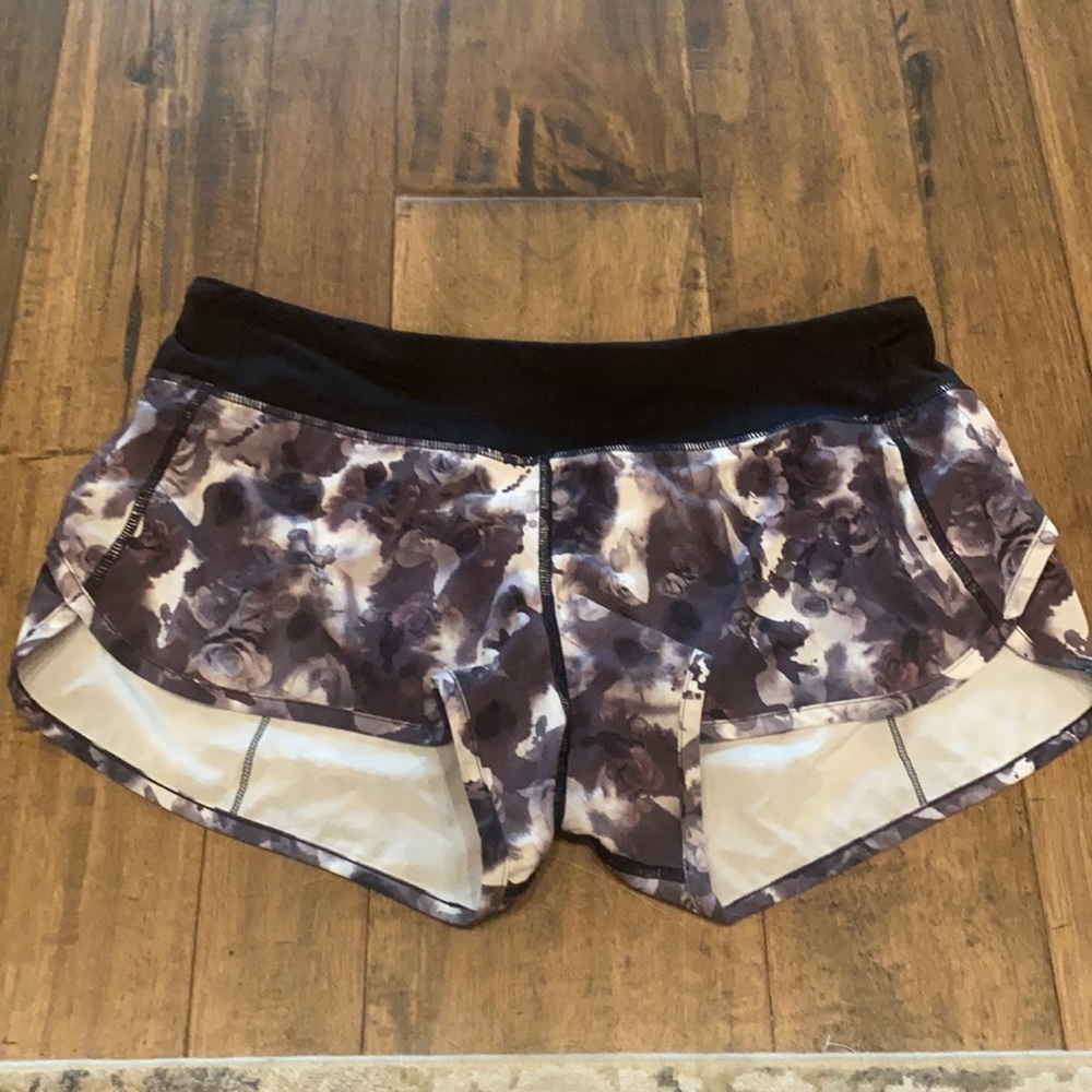 Lululemon 2.5 Speed Up Shorts